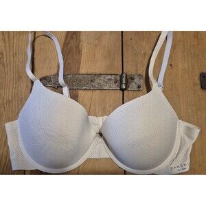 NWOT Danskin 38C Bra Ivory Underwire Pushup Padded